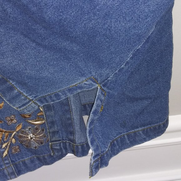 Vintage BFA Classics Denim Blouse with Embroidery/Beaded Design-Size 24W - Picture 6 of 7